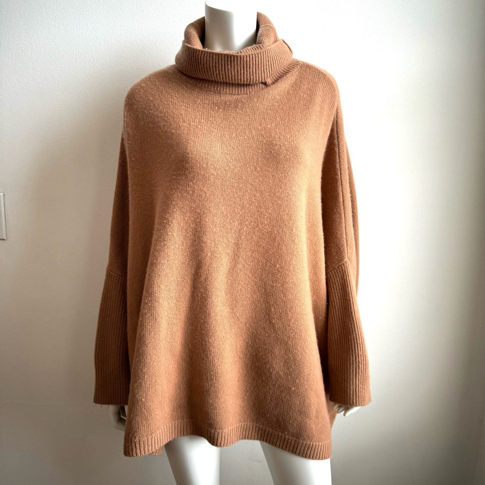 LAPOINTE Cashmere Cape Sweater Size Large Long Sleeve Turtleneck Beige Oversized
